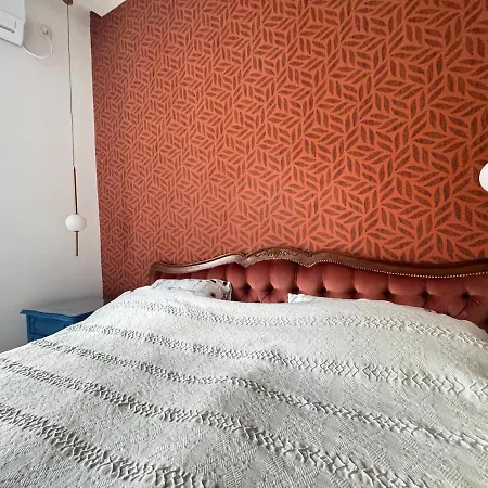 Apartment Downtown Buzz Mili *