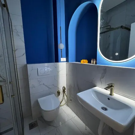 Downtown Buzz Mili Apartment Belgrade